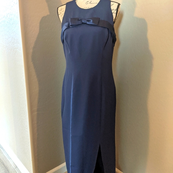 Alyce Designs Dresses & Skirts - Prom / Cocktail / Evening Dress by Alyce Designs Floor Length Sexy Split